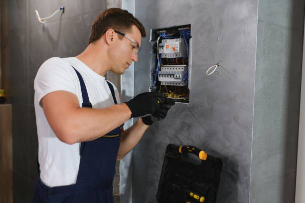 Best Affordable Emergency Electrician  in Mentor, OH